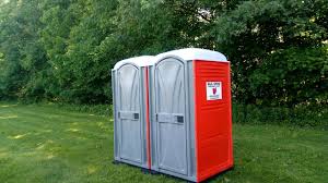 Best VIP or Luxury Restroom Trailers  in Highgrove, CA